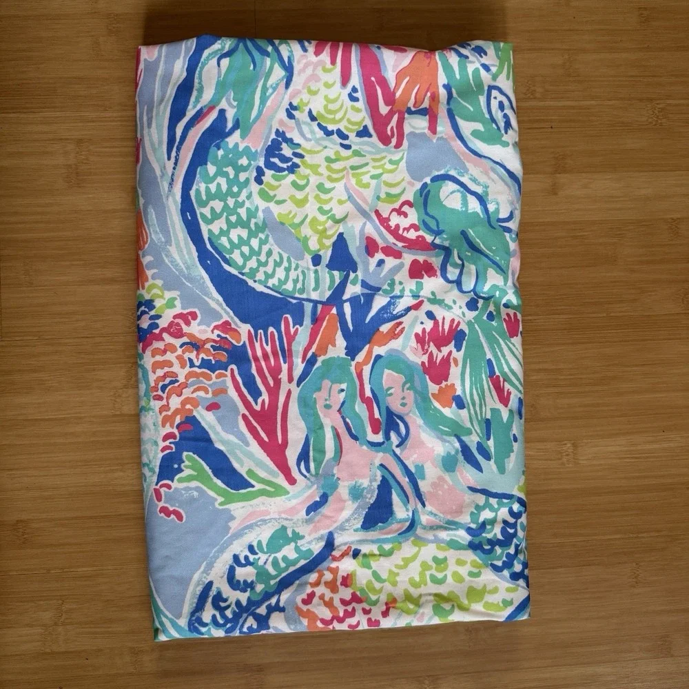 Pottery Barn Kids Lilly Pulitzer Mermaid Cove Shower Curtain Excellent Condition